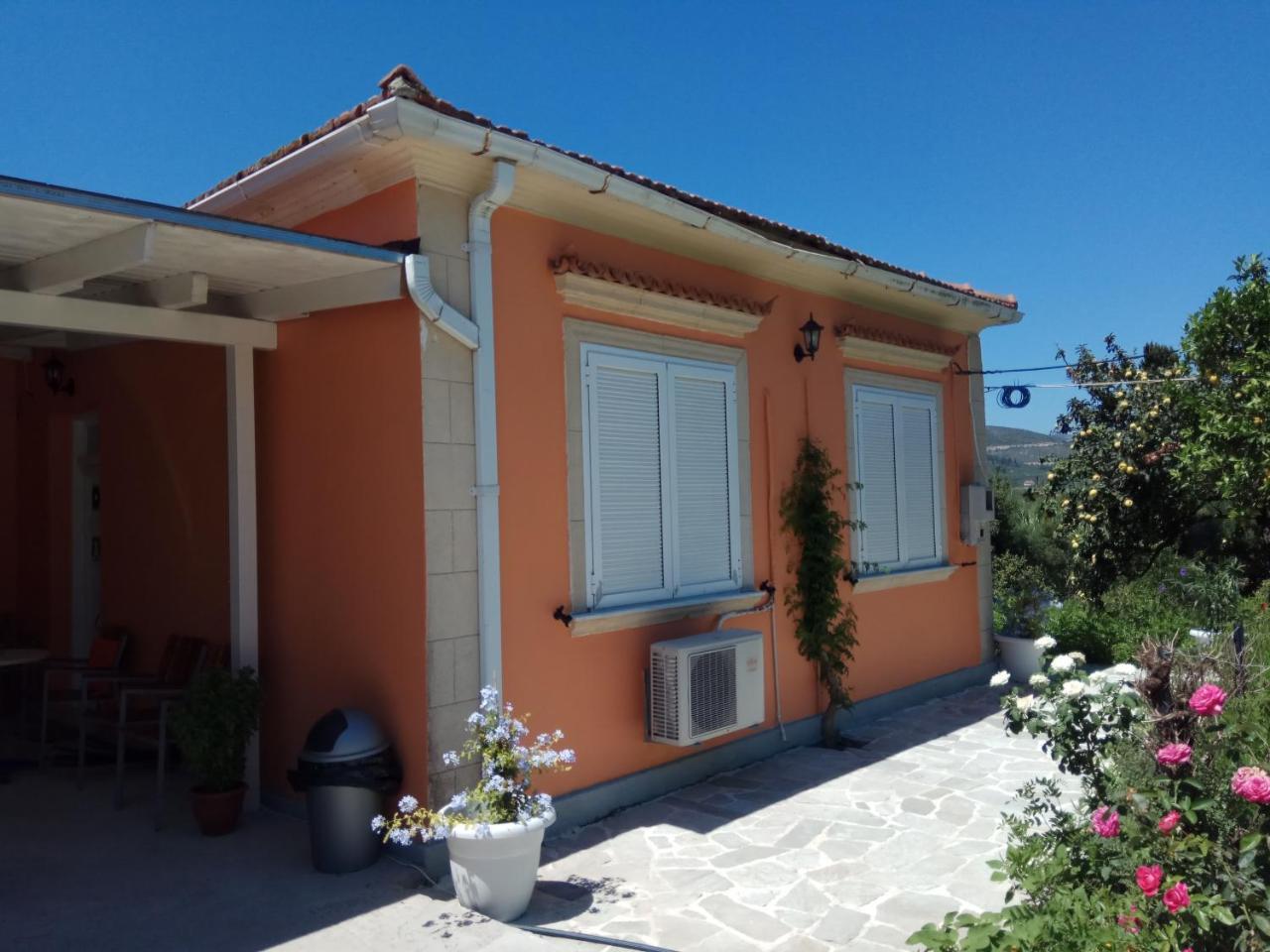 Monte Caputo Holiday House Alikes Zewnętrze zdjęcie